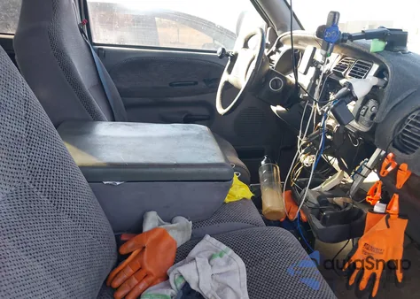 1998 Dodge Ram 1500 St из США, поврежденный, VIN 3B7HC13Z2WG171069